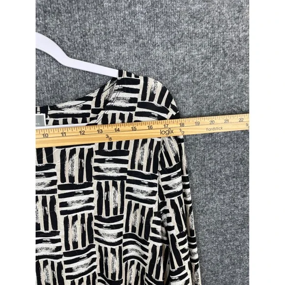 JM Collection Tunic Top Women's XL Black White 3/4 Sleeve Geometric - Picture 3 of 9